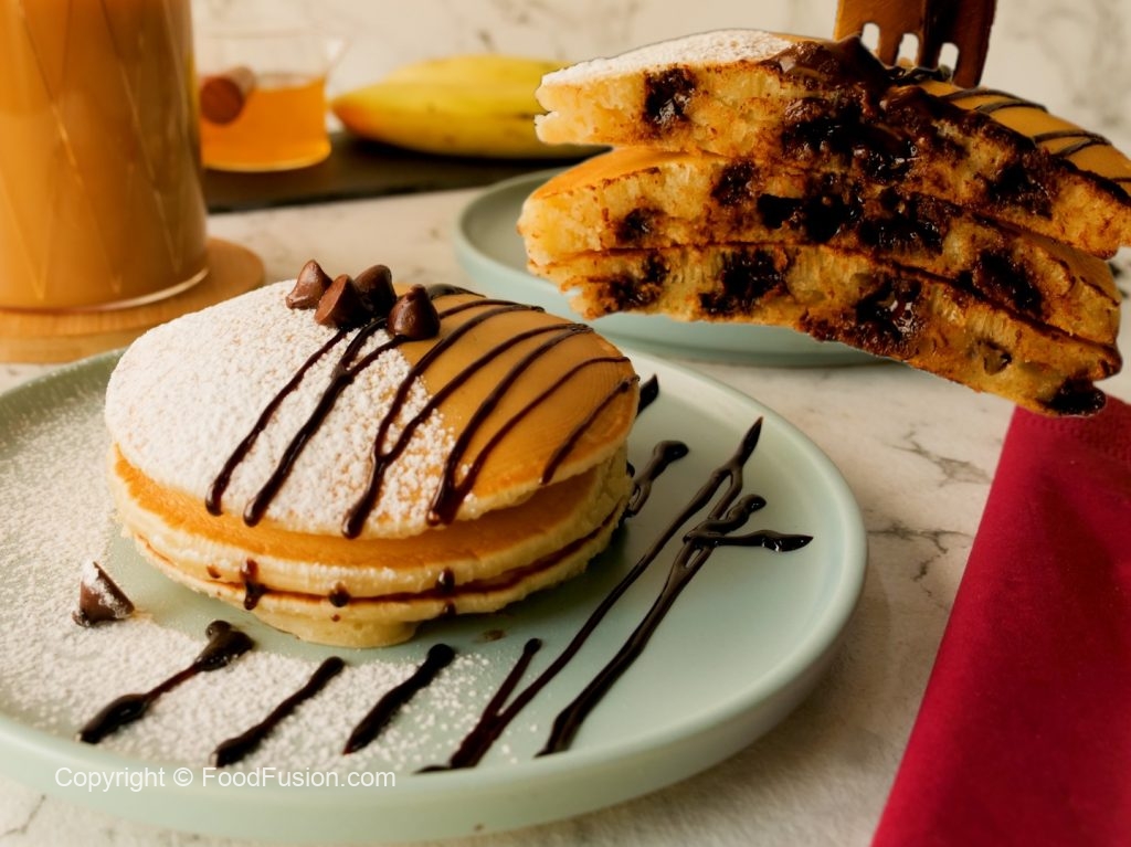 Stuffed Chocolate Pancakes – Food Fusion